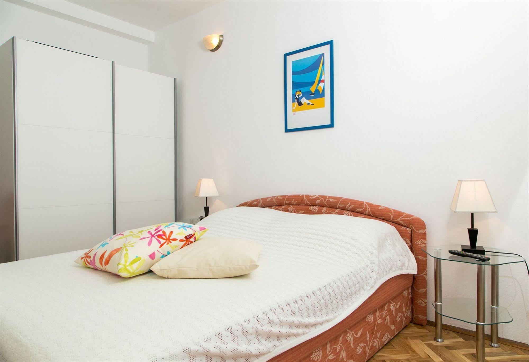 Apartments Mare Дубровник Екстериор снимка