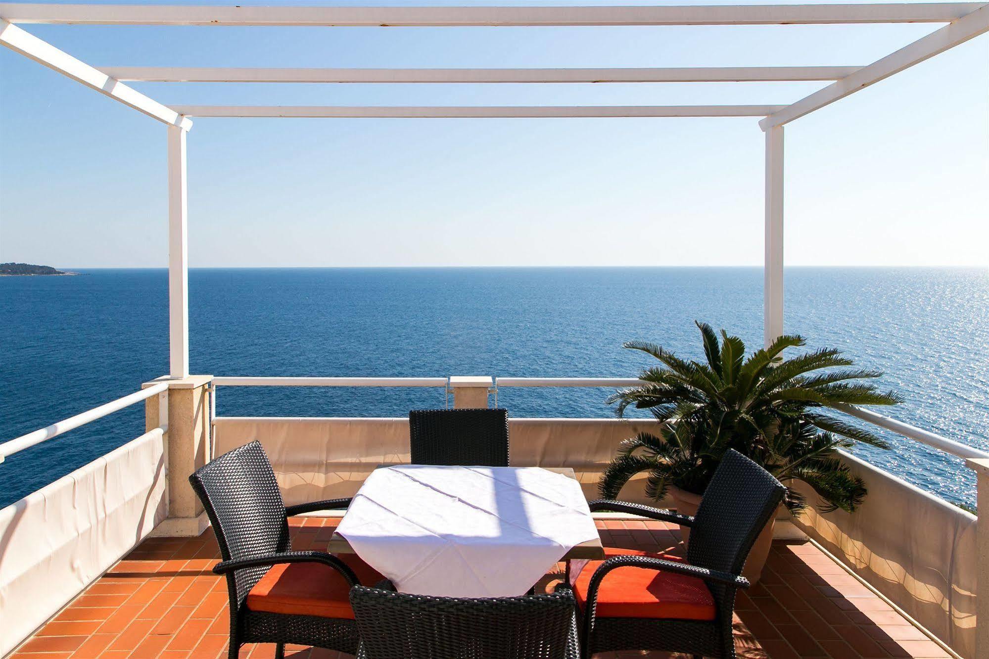 Apartments Mare Дубровник Екстериор снимка