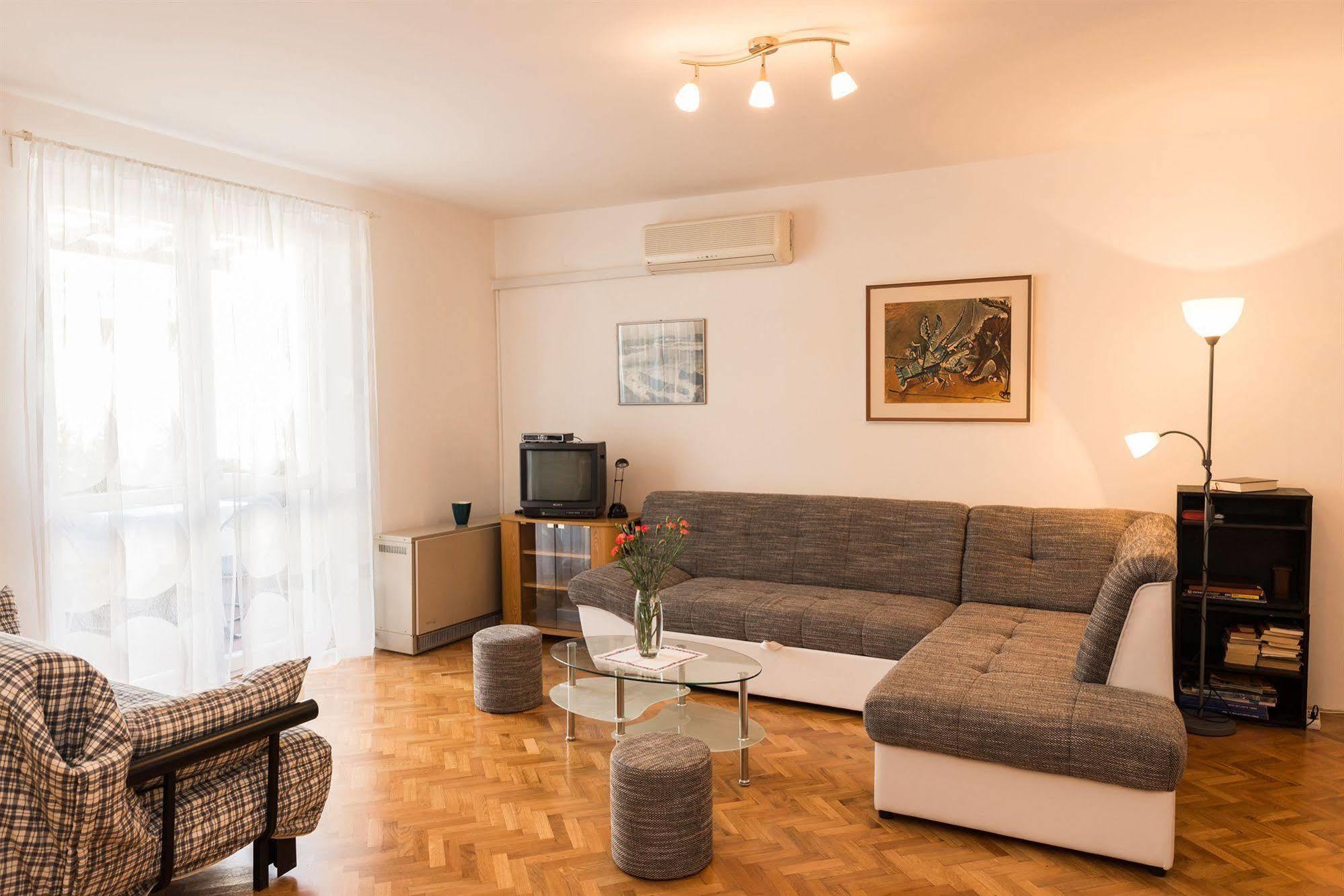 Apartments Mare Дубровник Екстериор снимка
